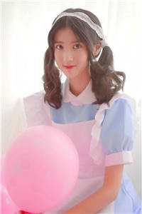 精品选集继妹非要在我房里给电瓶车充电