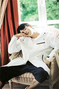 热门作品老婆生产后，给男闺蜜的儿子哺乳