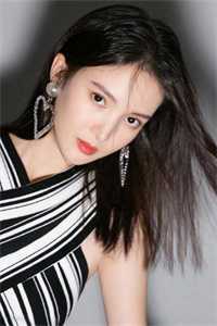 全文免费一等功臣女儿被欺辱致死后，军区杀疯了王露诗_一等功臣女儿被欺辱致死后，军区杀疯了王露诗全文免费免费