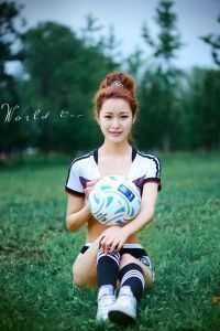 婚礼当天扎金花，我用235赢了3个A沈重蒋依依最新章节免费阅读