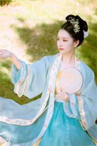 小透明逆袭：误撩后被大佬宠上天许惟昭方肃礼抖音小说全章节阅读完结版免费阅读