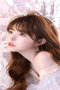 死后三年，全家想在直播间打我的脸陆清雪陆晚晚全文免费阅读听书有声小说