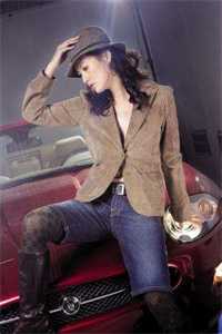 世子太凶猛：闯相府抢姑娘精品推介