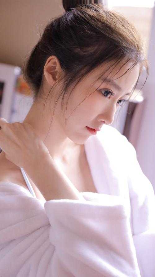 偶遇权香,从基层开始辉煌腾达全文章节