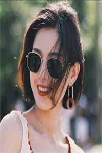 谁让他当捕快的?